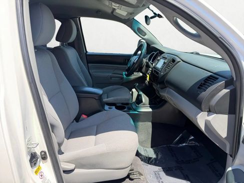 Used 2013 Toyota Tacoma 2WD Access Cab image 20