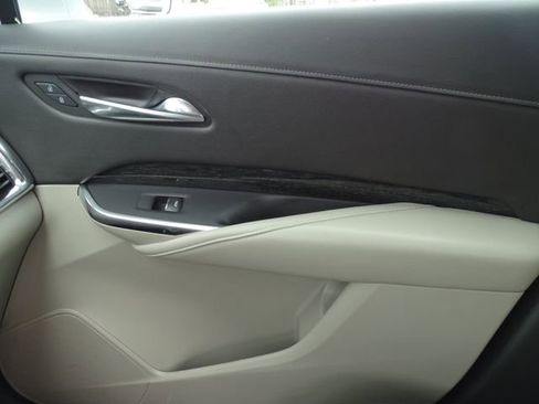 Used 2020 Cadillac XT4 Premium Luxury w/ Driver Awareness Package image 10