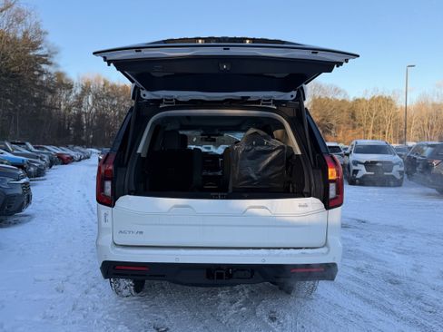 New 2026 Ford Expedition Active image 30