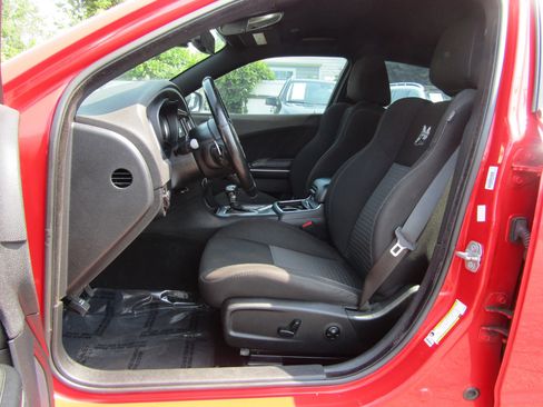 Used 2020 Dodge Charger Scat Pack RWD image 11