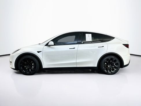 Used 2021 Tesla Model Y Long Range AWD/4WD image 4