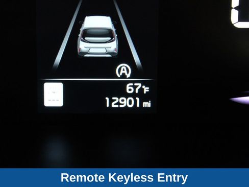 Used 2025 Kia Soul LX FWD image 5