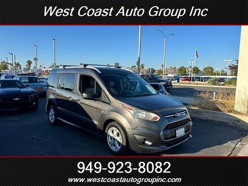 Used 2015 Ford Transit Connect Titanium image 2