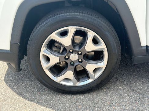Used 2020 Jeep Compass Limited FWD image 15