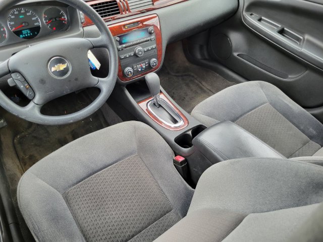 Used 2009 Chevrolet Impala LT FWD image 20