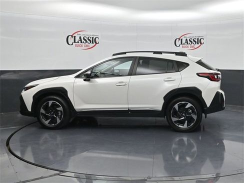 Used 2024 Subaru Crosstrek 2.5i Limited image 2