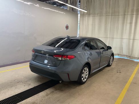 Used 2025 Toyota Corolla LE FWD image 3