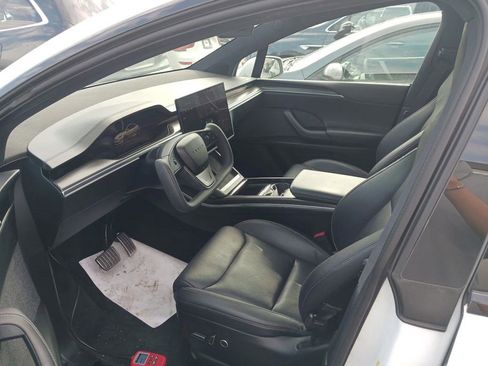 Used 2023 Tesla Model X Plaid image 5