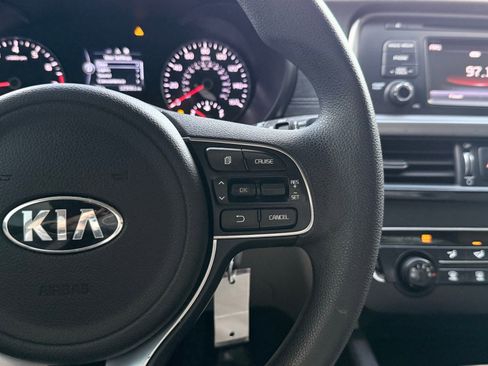 Used 2016 Kia Optima LX image 27