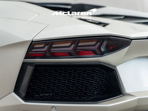 Used 2015 Lamborghini Aventador LP 700-4 image 20