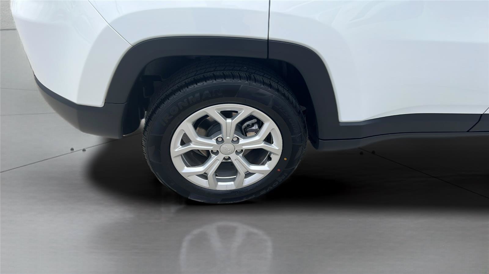 Used 2024 Jeep Compass Latitude AWD/4WD image 20