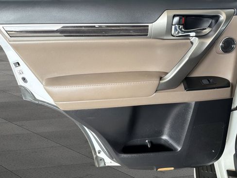 Certified 2023 Lexus GX 460 Premium w/ Accessory Package AWD/4WD image 12