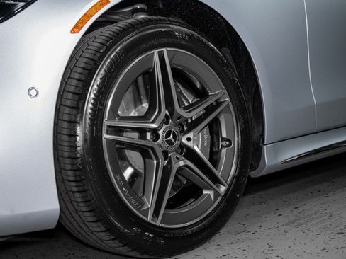 New 2026 Mercedes-Benz S 500 4MATIC image 29