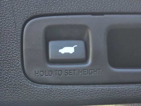 Certified 2022 Honda CR-V Touring image 16