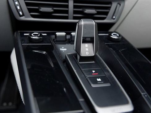 Certified 2026 Porsche 911 Targa 4 GTS image 30