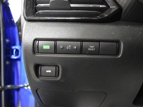 Certified 2023 Nissan Sentra SR w/ SR Premium Package image 15