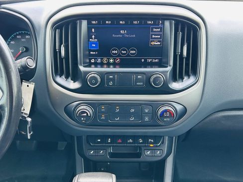 Used 2020 Chevrolet Colorado Z71 AWD/4WD image 17