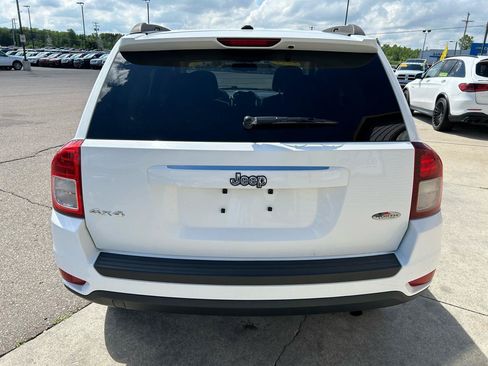 Used 2014 Jeep Compass 4WD image 6