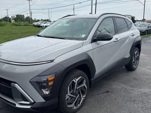 Used 2026 Hyundai Kona SEL Premium AWD/4WD image 3