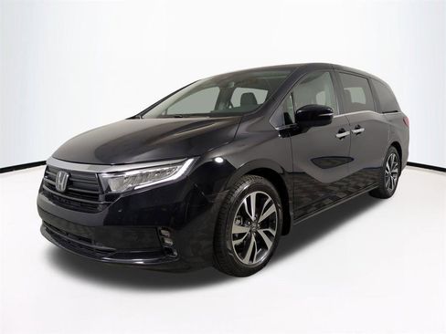 Used 2024 Honda Odyssey Touring image 9
