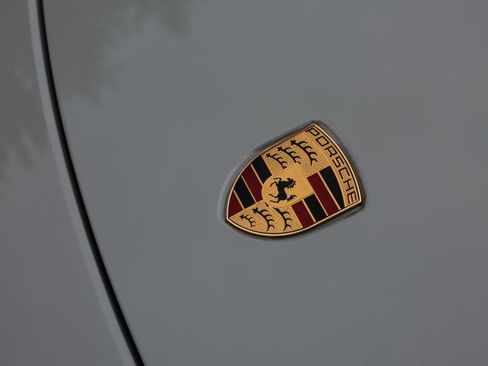 Used 2025 Porsche 718 Cayman image 34