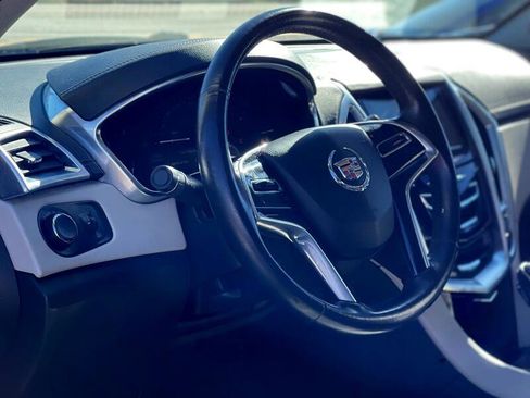 Used 2015 Cadillac SRX Luxury image 8