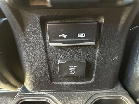 Used 2020 Jeep Gladiator Overland image 22
