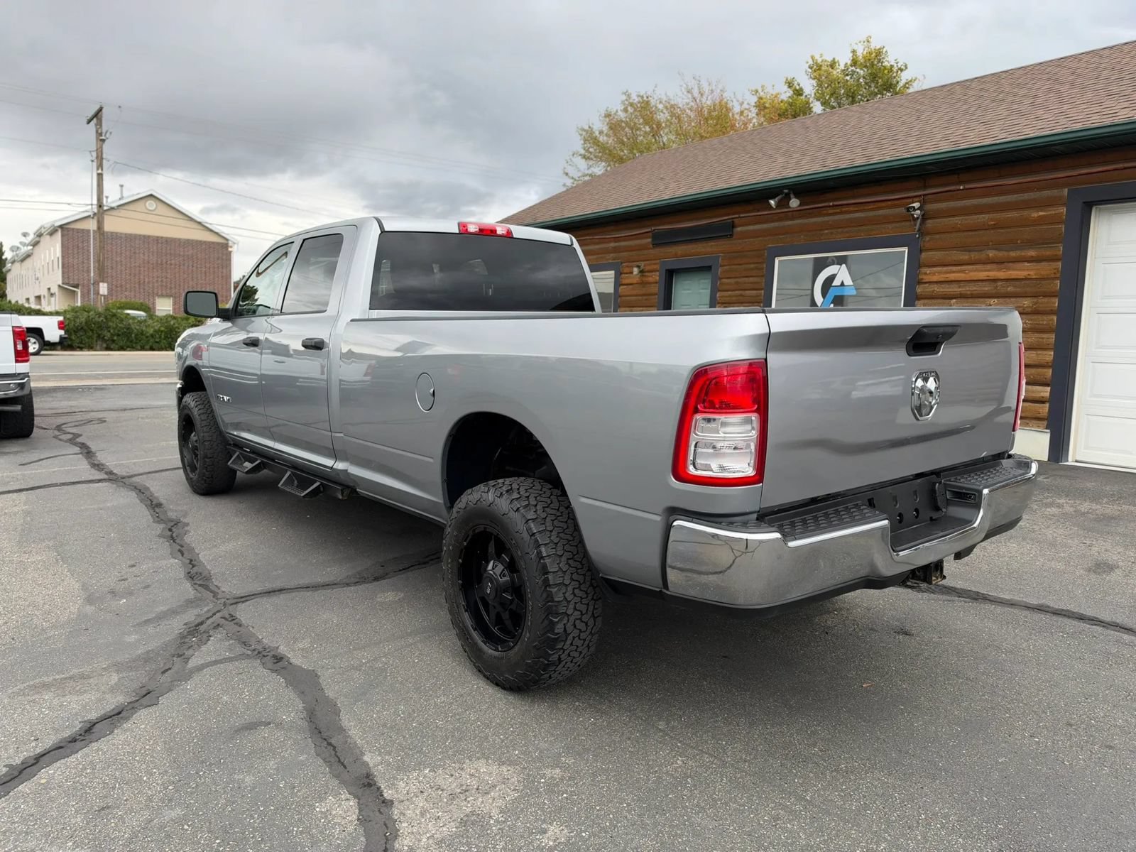 Used 2021 RAM 2500 Tradesman w/ Chrome Appearance Group AWD/4WD image 8
