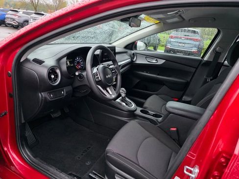 Certified 2023 Kia Forte LXS FWD image 14