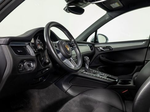 Used 2017 Porsche Macan GTS image 13