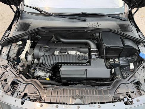 Used 2014 Volvo S60 T5 FWD image 32