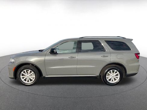 Used 2023 Dodge Durango SXT image 8