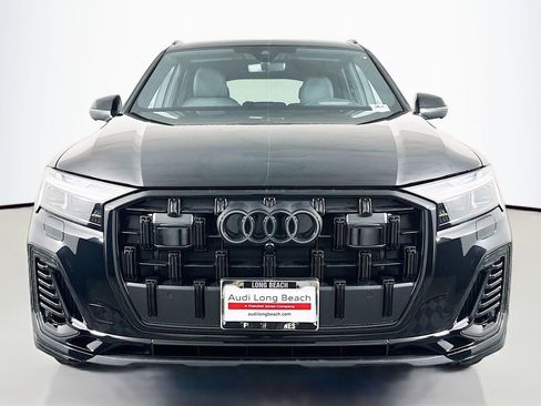 New 2025 Audi Q7 3.0T Prestige image 2