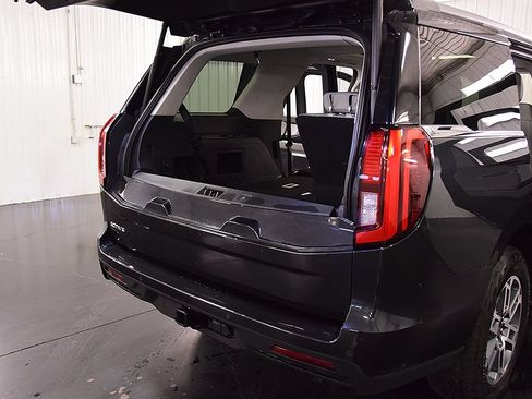 Used 2025 Ford Expedition Active AWD/4WD image 37