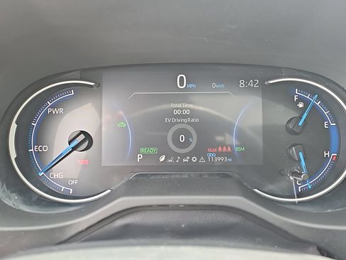 Used 2024 Toyota RAV4 XLE w/ Convenience Package AWD/4WD image 31