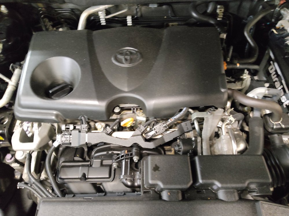 Used 2021 Toyota RAV4 XLE AWD/4WD image 30