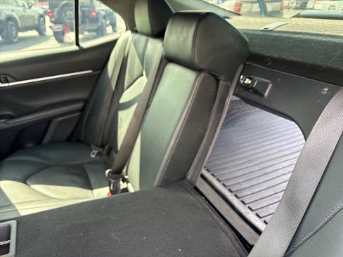 Used 2020 Toyota Camry XSE FWD image 9