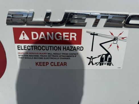 Used 2016 Mercedes-Benz Sprinter 3500 image 21