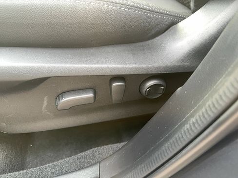 Certified 2024 Subaru Forester Premium image 18