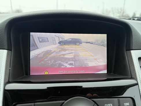 Used 2015 Chevrolet Cruze LTZ w/ Sun, Sound and Sport Package image 18