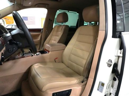 Used 2006 Volkswagen Touareg V10 TDI image 30