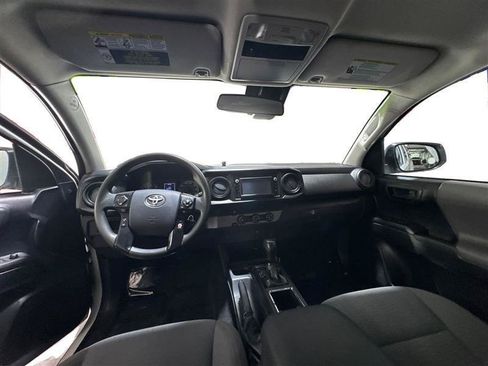 Used 2019 Toyota Tacoma SR RWD image 11