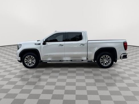 Used 2025 GMC Sierra 1500 Denali AWD/4WD image 5