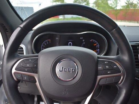 Used 2022 Jeep Grand Cherokee Laredo X AWD/4WD image 40