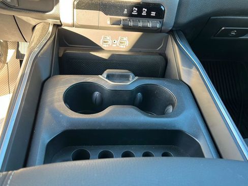 Used 2025 RAM 1500 Big Horn image 21