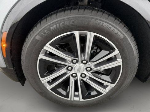 Used 2025 Cadillac Lyriq Luxury RWD image 7