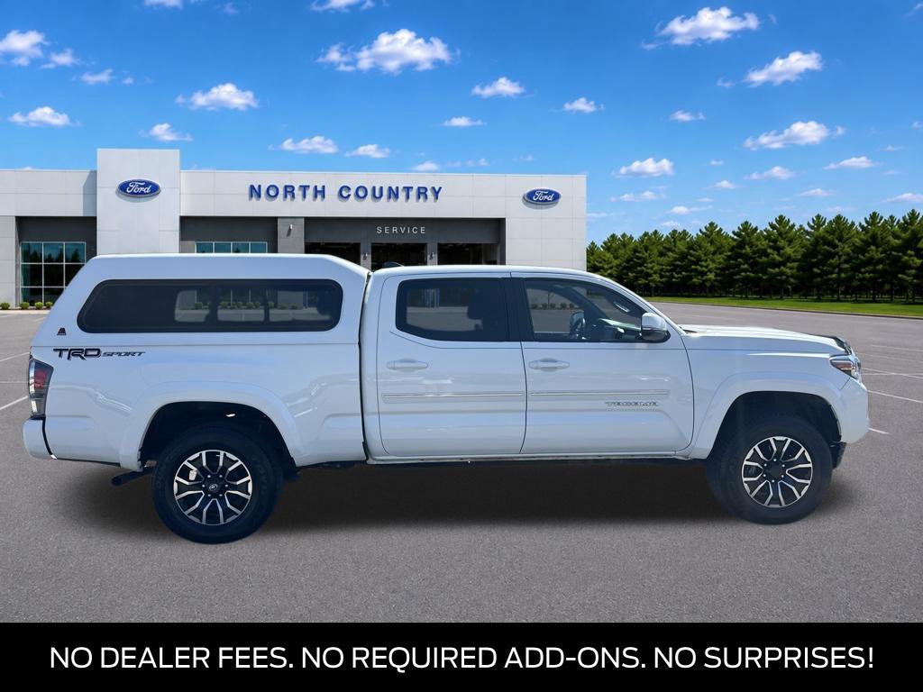 Used 2022 Toyota Tacoma TRD Sport w/ Technology Package RWD image 1