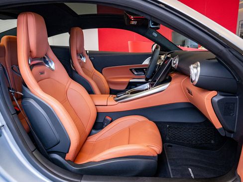 Used 2025 Mercedes-Benz AMG GT 63 image 18
