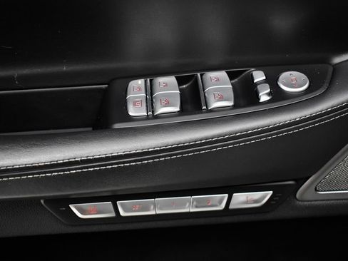 Used 2018 BMW M760i xDrive AWD/4WD image 17