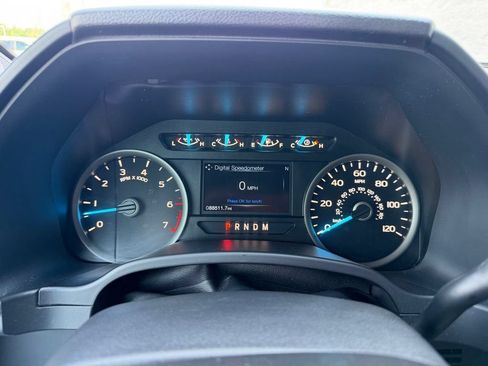 Used 2019 Ford F150 XLT w/ Equipment Group 302A Luxury AWD/4WD image 11